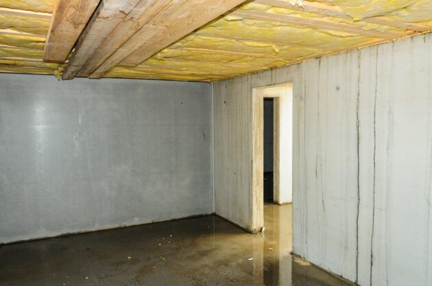 What Repeated Foundation Cracks Can Reveal About Underground Water Leaks