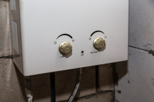 Why Your Gas Water Heater Pilot Light Won’t Stay Lit on the North Shore